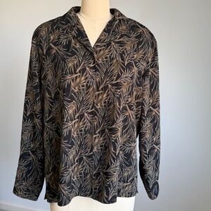 Notations Women’s Black and Brown Leaf Pattern Shirt SZXL